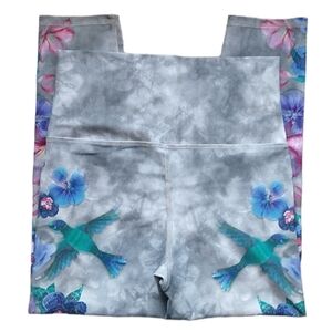 Evolution and creation hummingbird capri legging